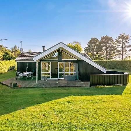 Kukka - 600m From The Sea By Interhome Hébergement de vacances Ebeltoft